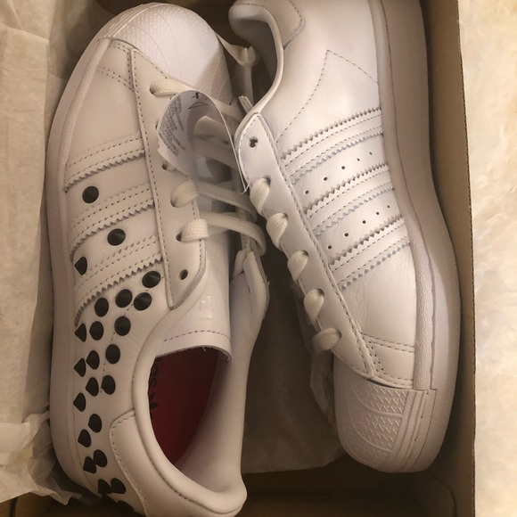 BNWT Rare Limited edition Adidas Dot Studded womens Superstars in size 6!!! - Picture 12 of 16